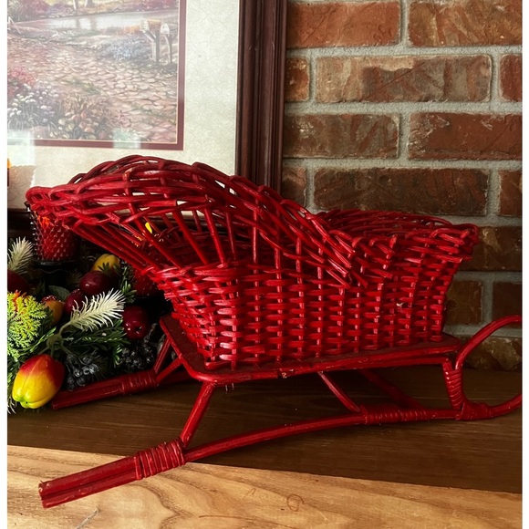 ❤️ Rare Vintage 1974 Red Wicker Basket Woven Christmas Sleigh 19” - Picture 3 of 6